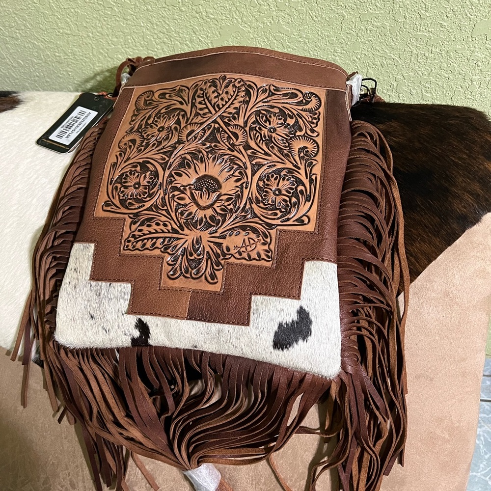 American Darling Cross Body bag with leather braided strap